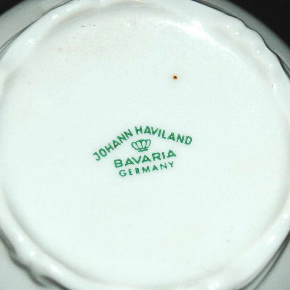 German Johann Haviland Bavaria Germany 2 Cups 2 Saucers EUC - Picture 5 of 9